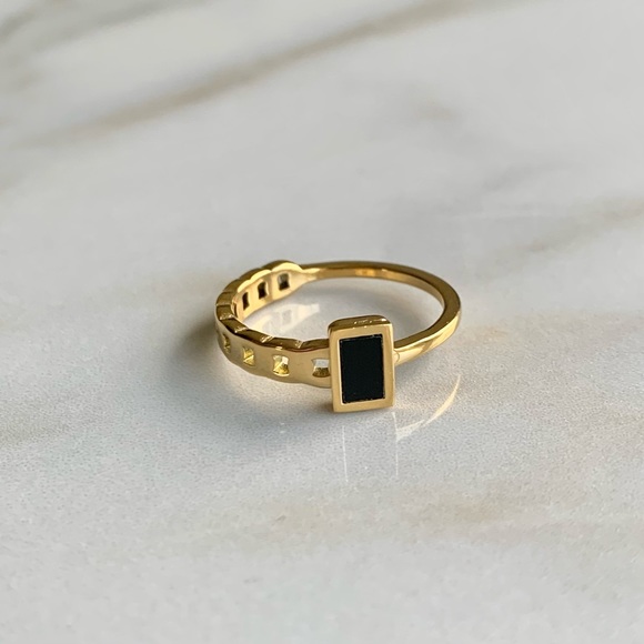 Black enamel ring, enamel ring, gold ring for women, stacking ring gold - Picture 2 of 6